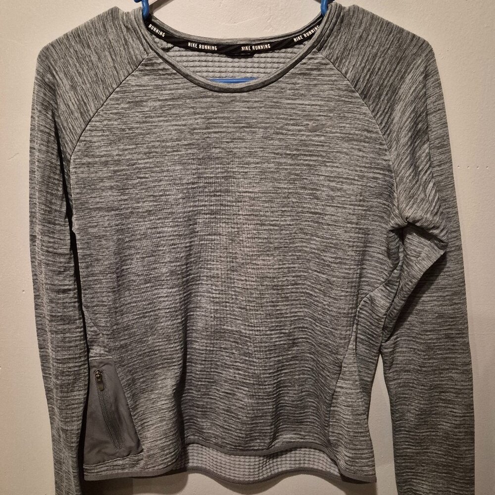 Nike Women's Gray Jogger Pull Over Long Sleeve Shirt Size Med.